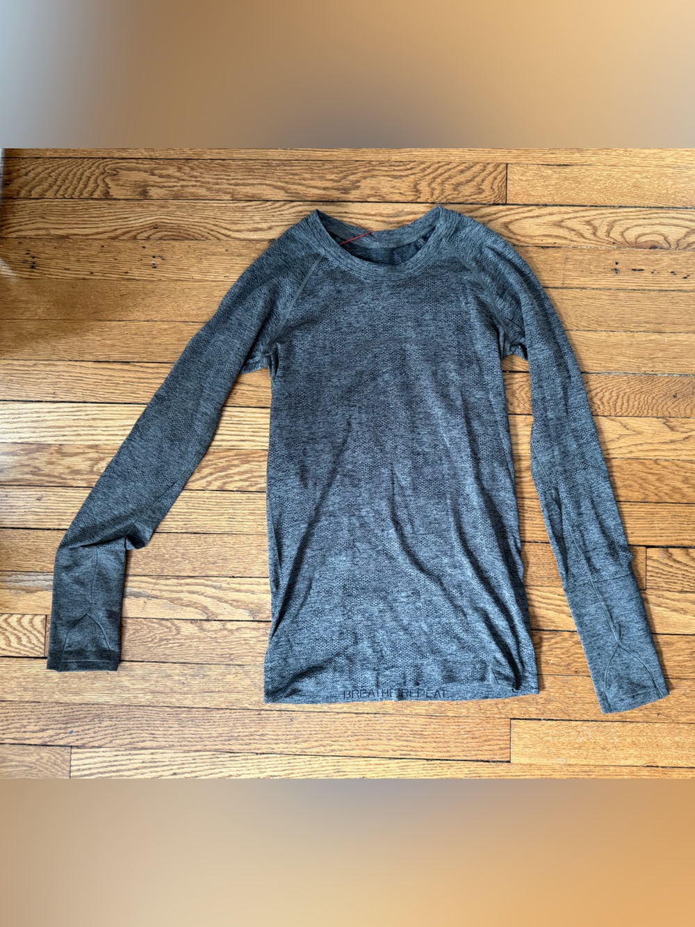 lululemon athletica Run Swiftly Long Sleeve Tee - Size 6